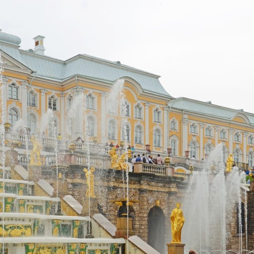 В Петергоф на «Метеоре» с посещением Нижнего парка и фонтанов
