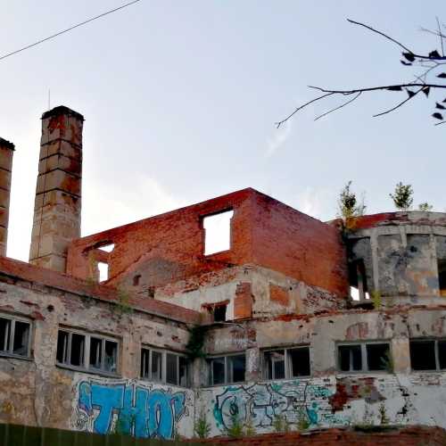 Мобильный квест в Петербурге «Пламенный привет строителям коммунизма» (16+)