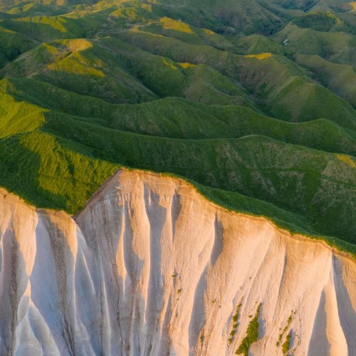 Путешествие от Сахалина до Итурупа: вулканы, горячие источники и океанские просторы