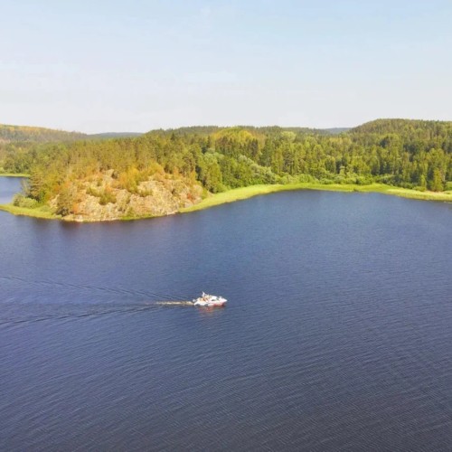 Большое путешествие из Петербурга — к Ладожским шхерам