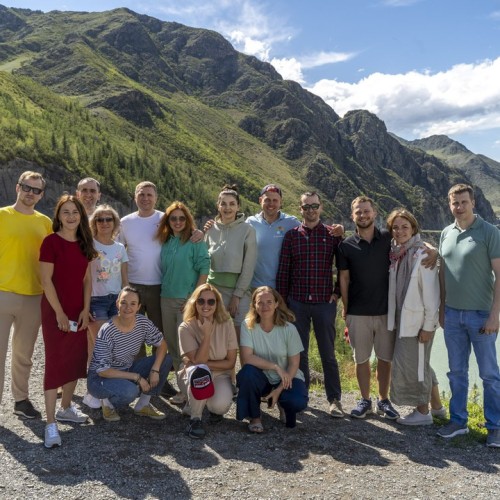 Алтай в красках мая: активное путешествие по знаковым локациям