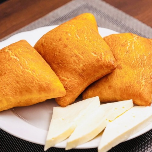 На Кавказ со вкусом и только в своей компании: национальные блюда в горах, Шато Эркен и конный клуб