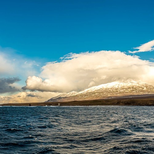 Остров чудес: путешествие по достопримечательностям Итурупа и окрестностей в мини-группе