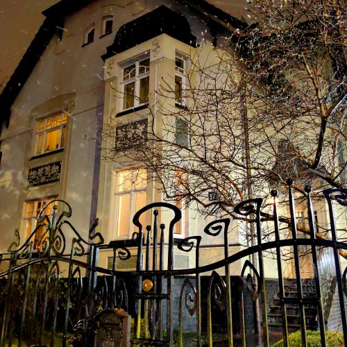 Магия вечернего Калининграда: история в свете фонарей