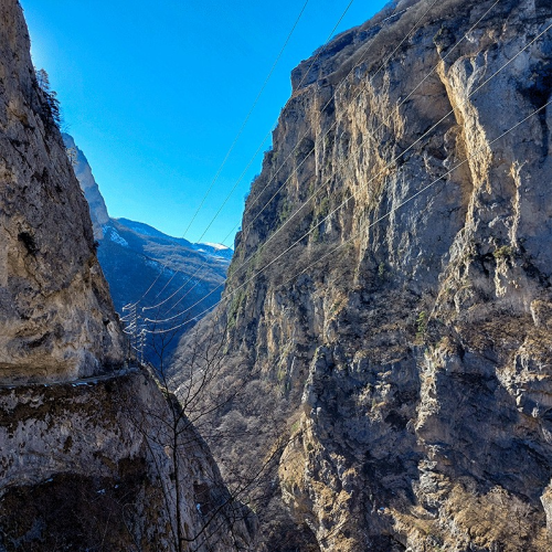 В снежную Верхнюю Балкарию на новогодние праздники: треккинг налегке с проживанием в гостинице