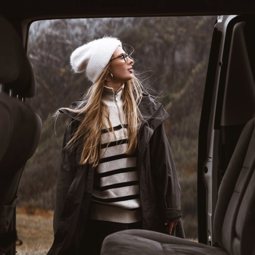 Тур на Алтай с фотографом: эстетичные кадры, съёмки с реквизитом, глэмпинги и топовые места