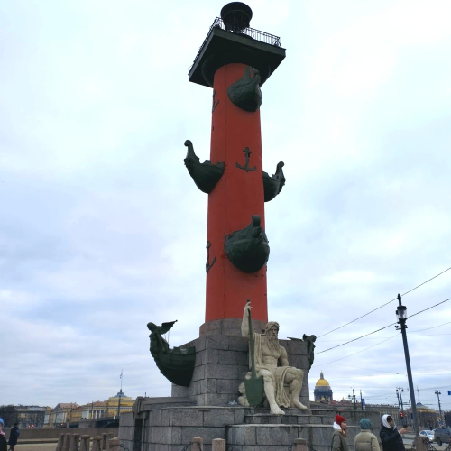 Мобильный квест «Львы — хранители Петербурга»