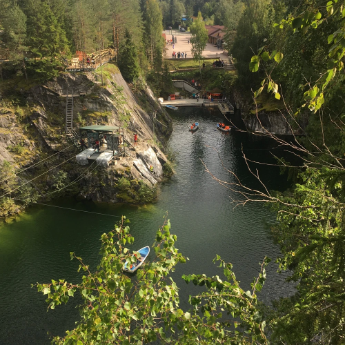 Из Петербурга — в горный парк «Рускеала» и к водопадам (всё включено)