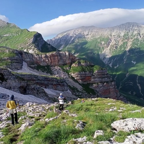 Поход по легендарному маршруту и подъём на Оштен