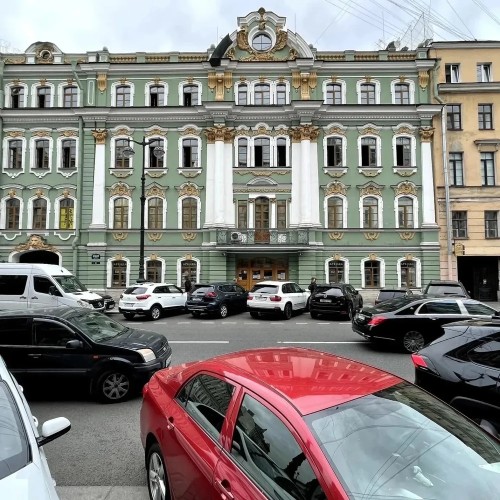 Аристократический квартал Петербурга на Большой Морской