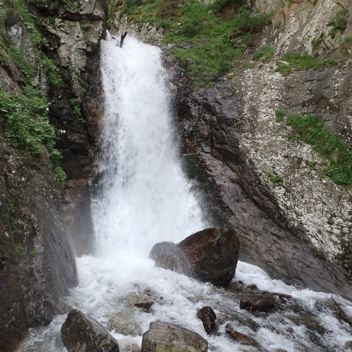 Домбай: экскурсии и походы по заповедным местам