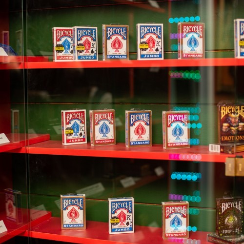 «Карты, игры, ловкость рук». Интерактивная экскурсия для взрослых и детей