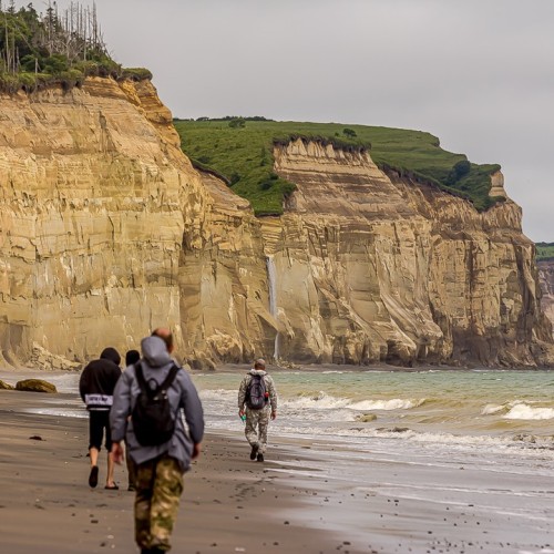 На Кунашир за вулканическими пейзажами: активное путешествие на внедорожнике в мини-группе
