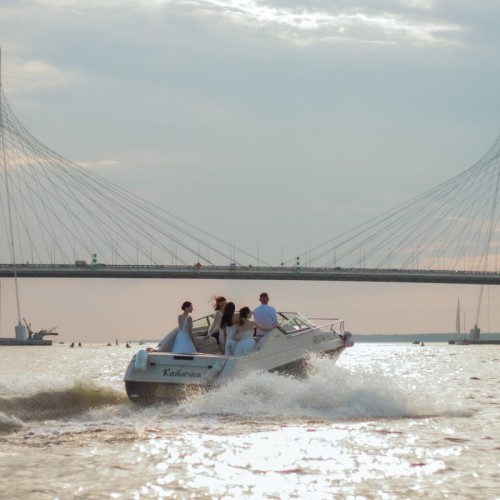 Дневная прогулка по рекам и каналам Петербурга