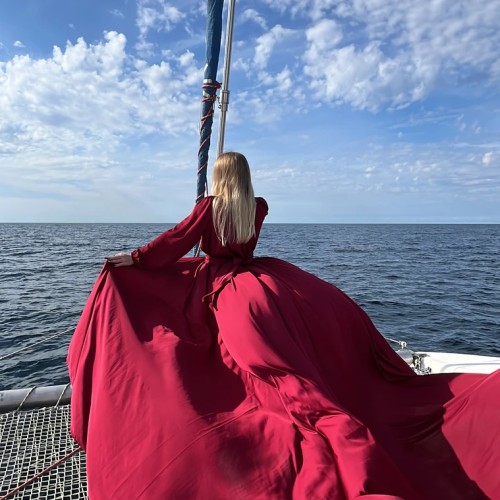 Дельфины, яхта и фотосессия — морская прогулка в Сочи (в мини-группе)