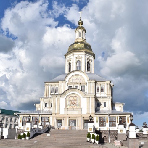 Из Нижнего Новгорода — в Арзамас и Дивеево