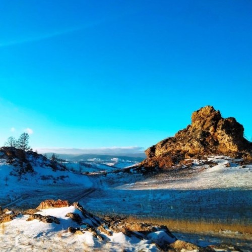 Побережье Прибайкальского национального парка зимой в мини-группе