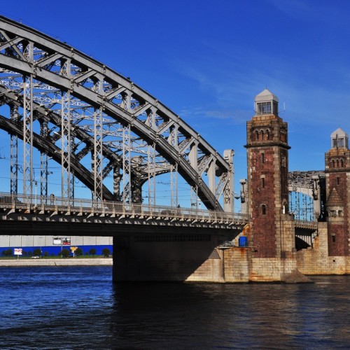 На катере «Апсель» к Большеохтинскому мосту