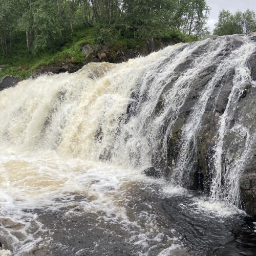 Домашние водопады Мурманска