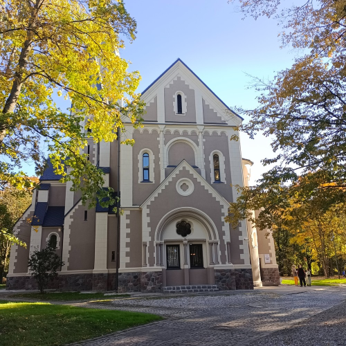 Экспресс-экскурсия из центра города в Амалиенау
