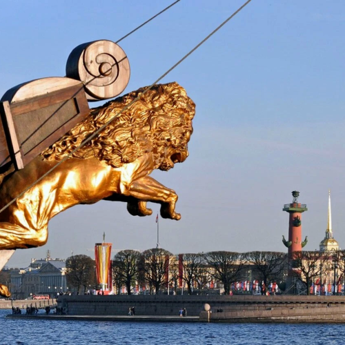 Мобильный квест «Львы — хранители Петербурга»