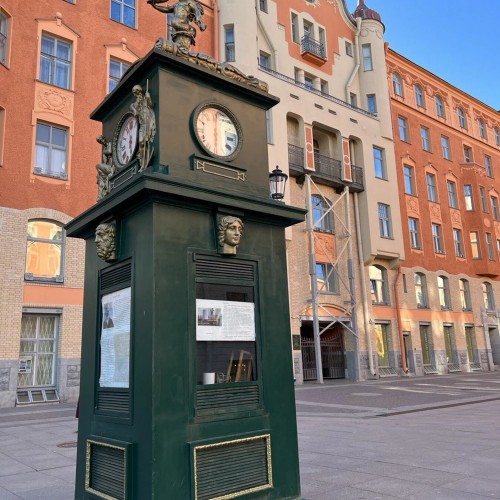 Три взгляда на город: неклассическая прогулка по Петербургу