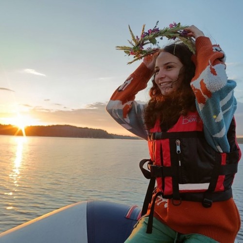 На остров за приключениями: семейный отдых на Ладоге с палатками, вожатыми и няней