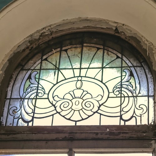 С гидом-проводником — по дворам и парадным Петроградской стороны