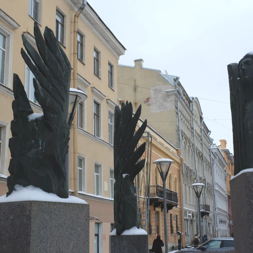 О чём говорят памятники Петербурга
