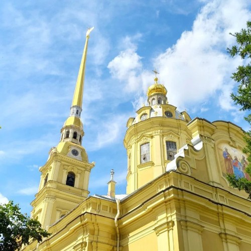 На автобусе — по Петербургу, пешком — по Петропавловской крепости (осмотр снаружи)