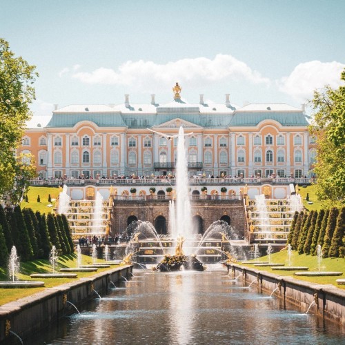 В Петергоф на скоростном судне: экскурсия по Нижнему парку и Большому дворцу