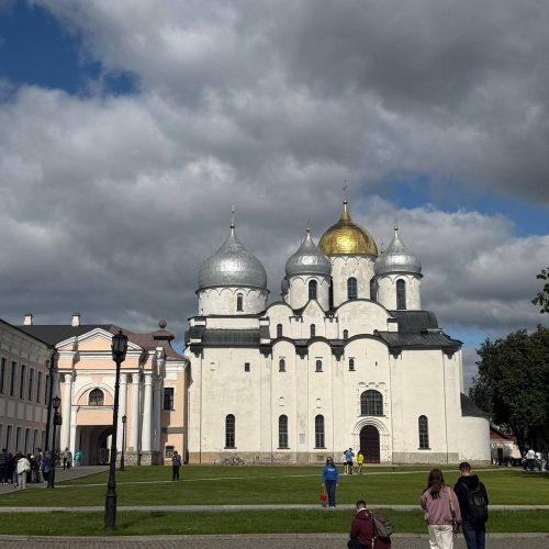 Новгородская Русь: кремль, монастырь и деревянная сказка