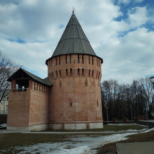 Щит, ключ и герой России — Смоленск