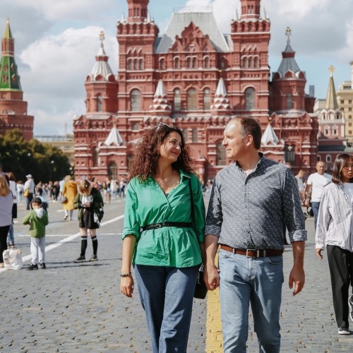 Фотопрогулка в огнях столицы