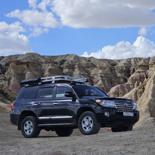 Лёд, мысы и  скалы: по Ольхону в мини-группе