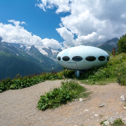 Прогулки по Домбаю: треккинги налегке к ущельям, горам и озёрам