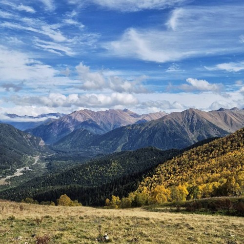Индивидуальная поездка на Кавказ: экскурсия по городу КМВ на выбор и горы Архыза