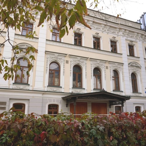 Никитский бульвар — драгоценная шкатулка Москвы