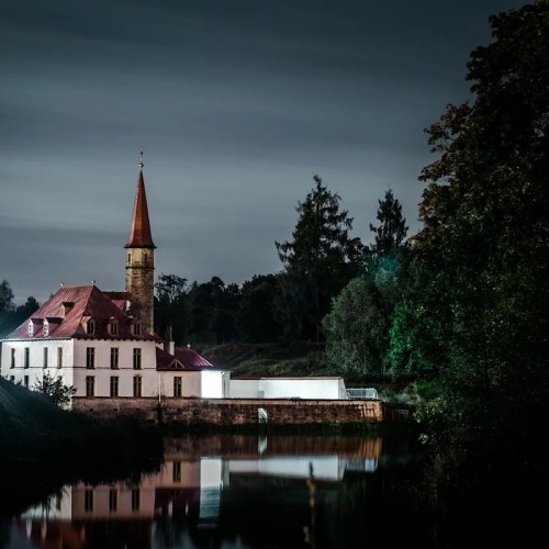 Вечерняя Гатчина: мистика, замки, легенды…