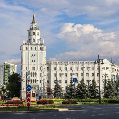 Пермь, город на Каме: металлургический лад, купеческий дух и современный арт