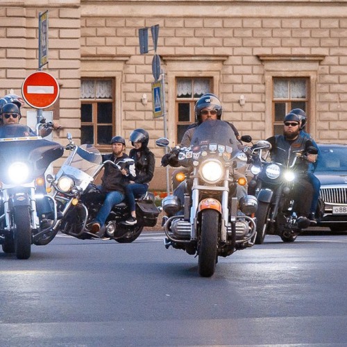 Ленинград — город рока. Экскурсия на мотоциклах