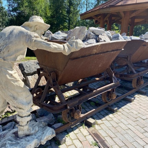 Из Санкт-Петербурга в Карелию: «Рускеала», россыпь водопадов и наследие прошлого