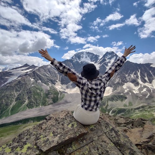 Лёгкий треккинг в Приэльбрусье с проживанием в гостинице