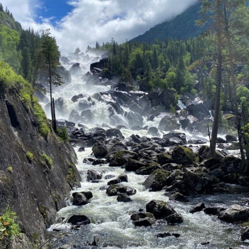 Золотое кольцо Алтая: долина Чулышман, Телецкое озеро и треккинг к труднодоступному водопаду