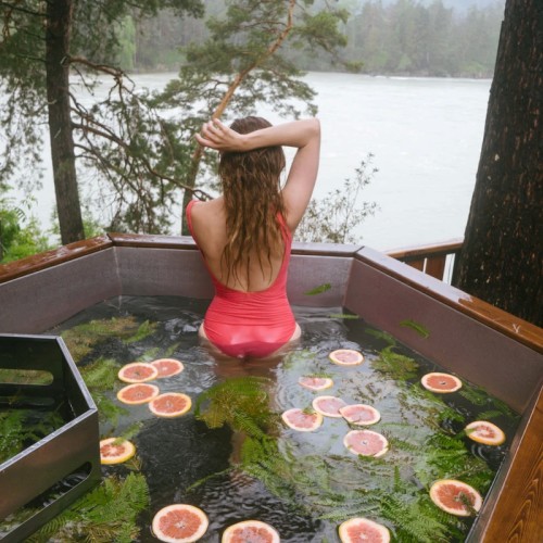 Отпуск на Алтае в мини-группе: релакс в глэмпинге, дегустация на пасеке и лёгкий экстрим