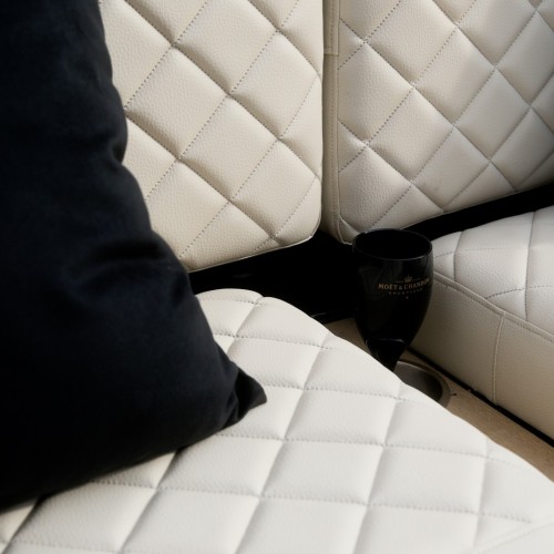 Петербург твоими глазами: прогулка на катере по рекам и каналам