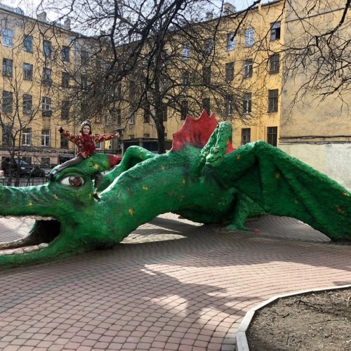 Гуляем с детьми от конки до сфинксов