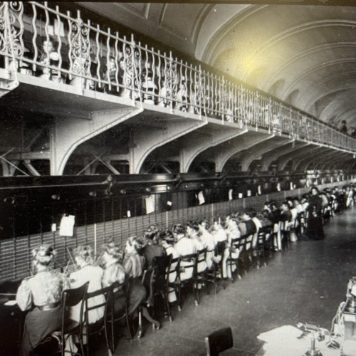 По линиям судеб: «бриллиантовая» улица и Исаакиевский собор