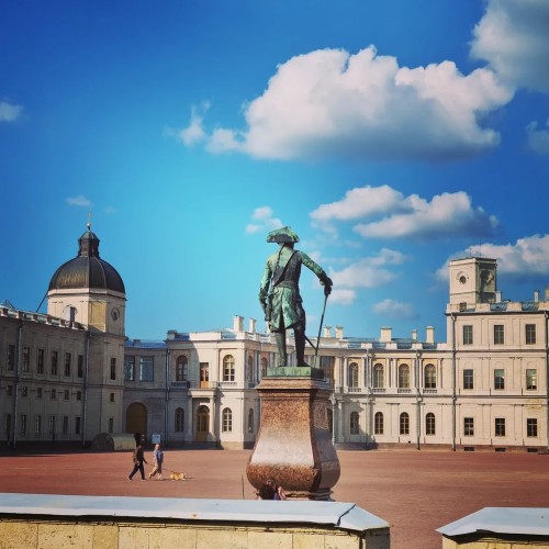 Гатчина: жизнь и любовь сквозь столетия