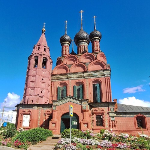 Жемчужины Поволжья: выходные в Ярославле и Вятском только для вас